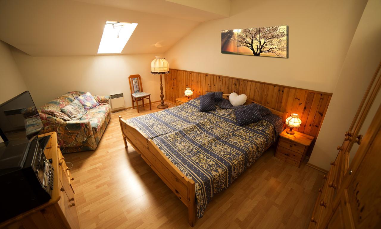 Ski - Apartment Рокитнице над Ийзероу Екстериор снимка