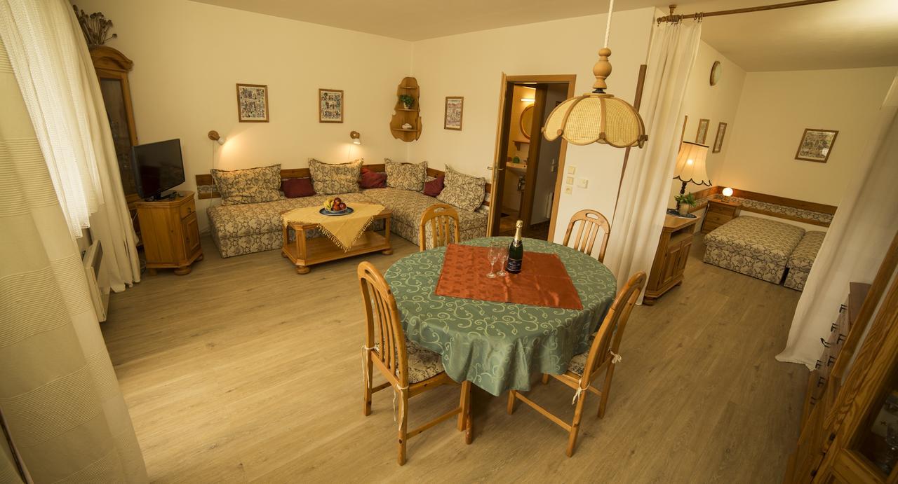 Ski - Apartment Рокитнице над Ийзероу Екстериор снимка