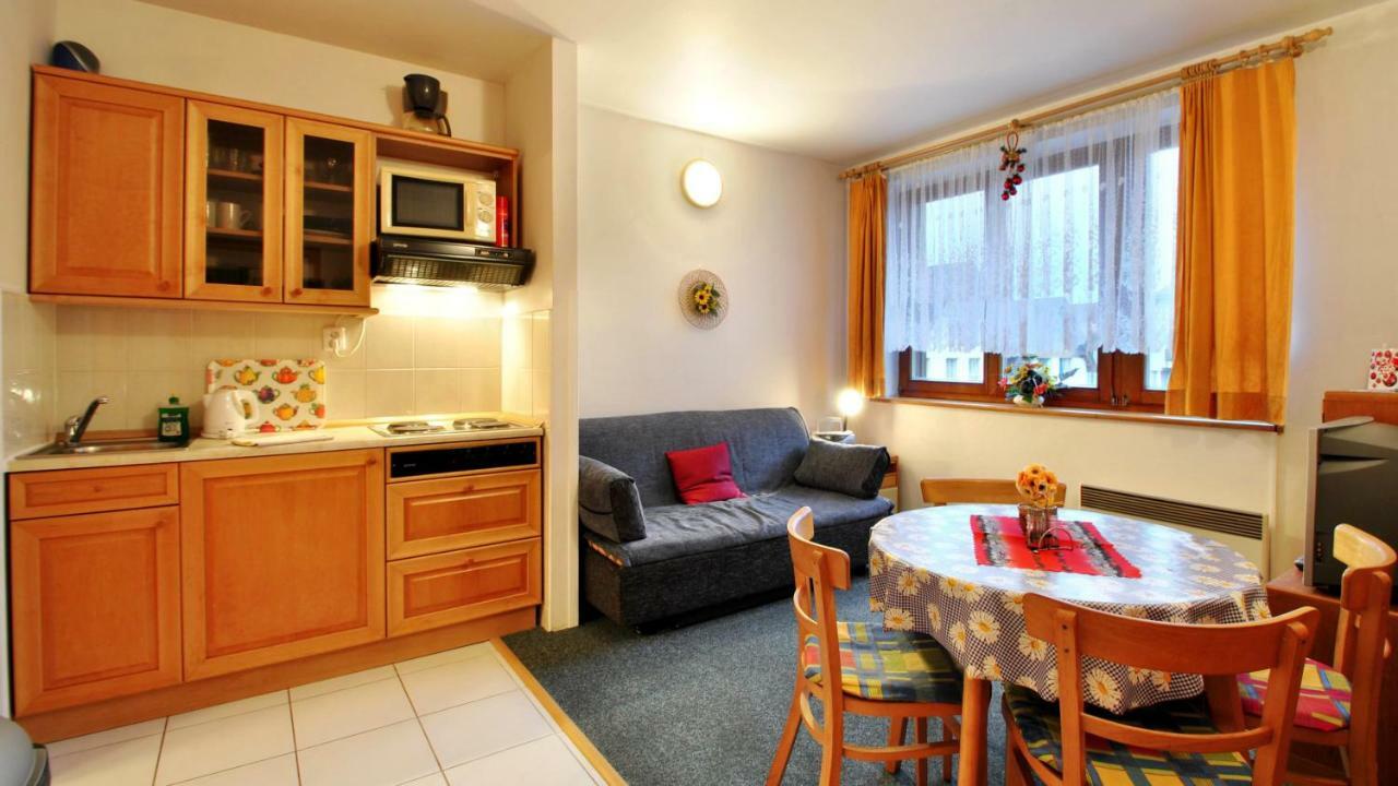 Ski - Apartment Рокитнице над Ийзероу Екстериор снимка